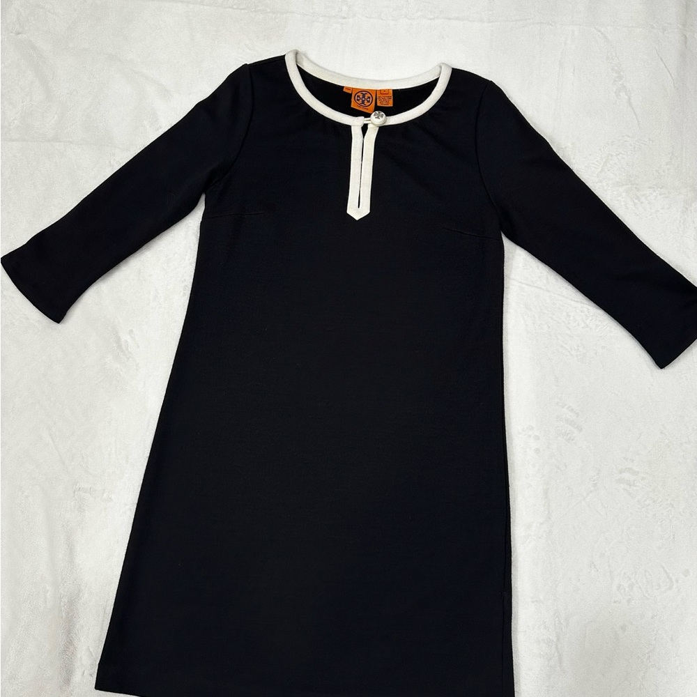 Tory Burch Women's Black Wool Knit Dress Long Sleeve, Size M.